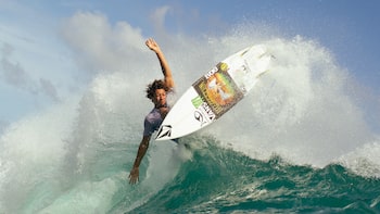 Barton Lynch Pro Surfing