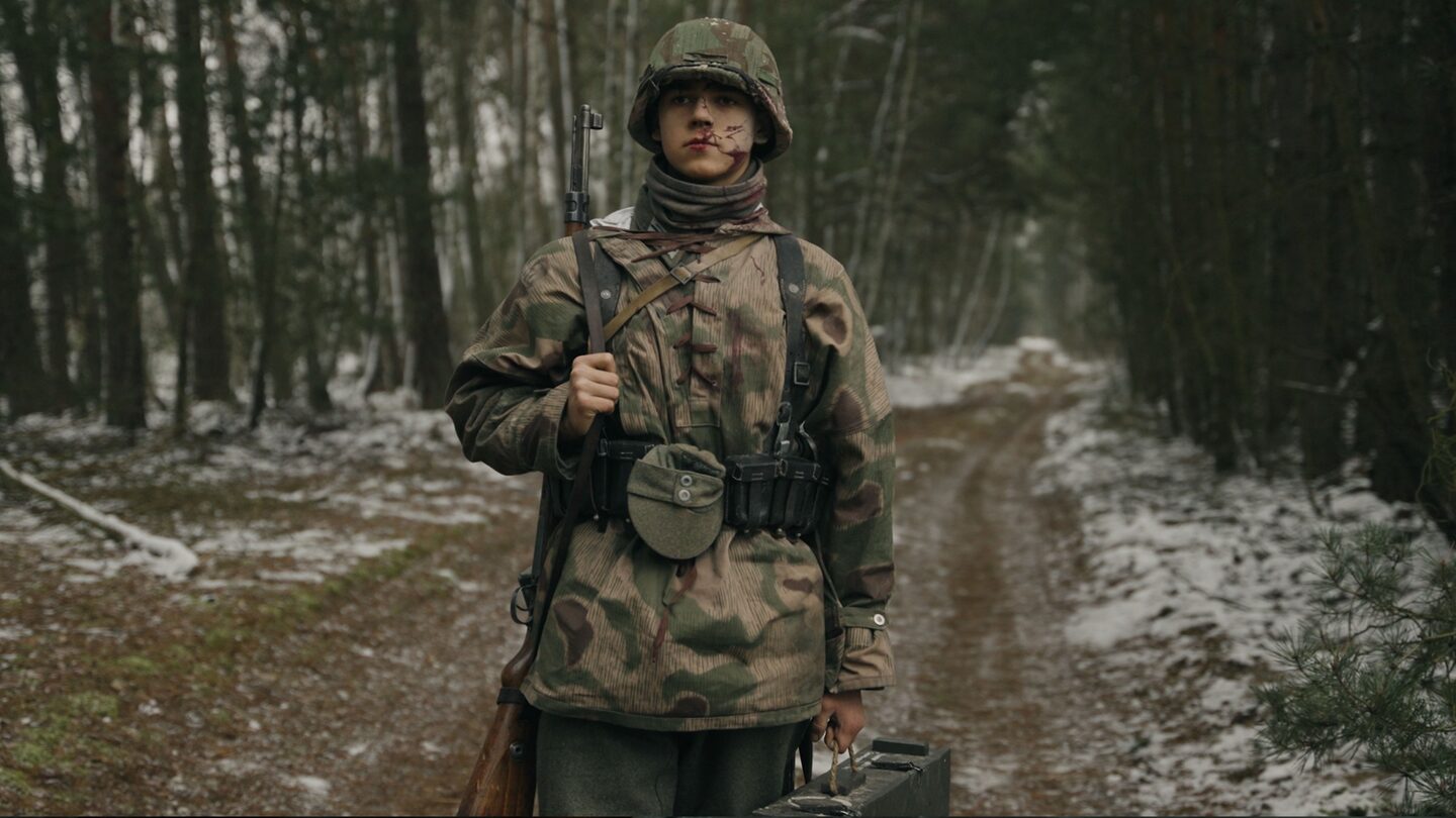 Full Size Image